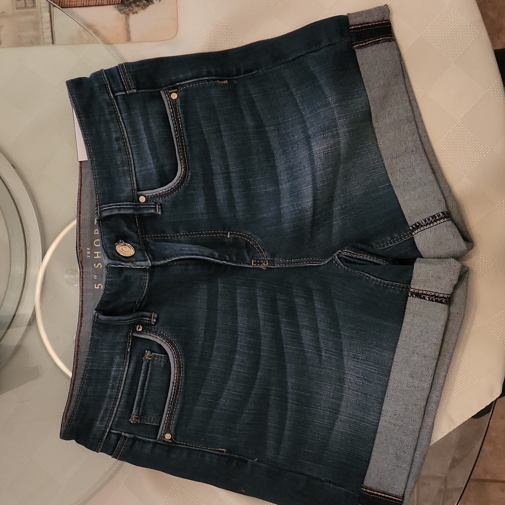 White house black market cuffed jean shorts new sz 2